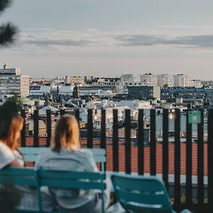 4* Szálloda With Urban Deli